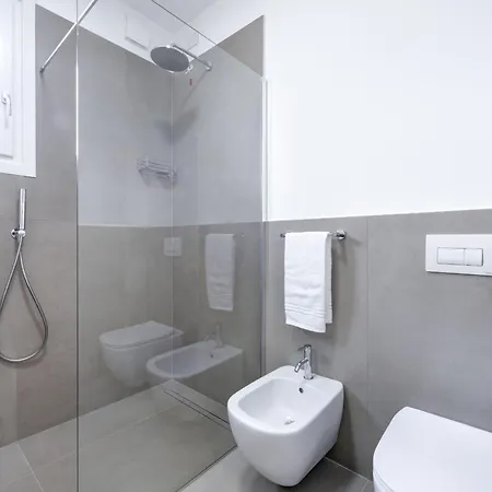 Opalia - Garda Lifestyle Apartment Peschiera del Garda